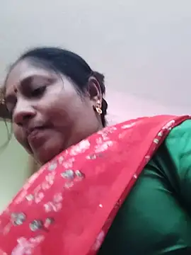Snapshot of papukurty chatting on 06.21.26 papukurty online show from 06.21.26