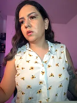 Snapshot of Abbyjoness21 chatting on 09.19.25 Abbyjoness21 online show from 09.19.25