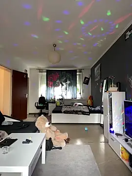 1Richrichard1 online show from 05.13.26