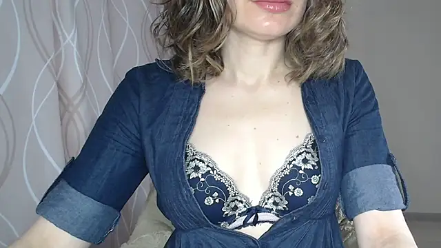miss  Sophie online show from 06.06.26