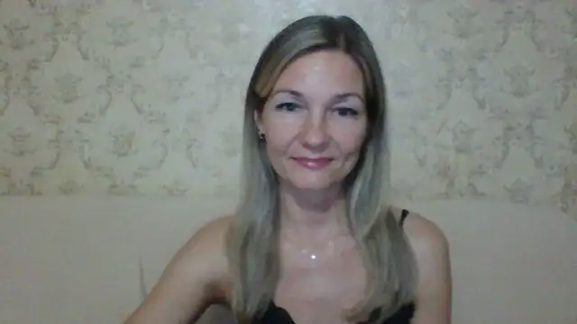 Snapshot of sweetriki chatting on 09.30.25 sweetriki online show from 09.30.25