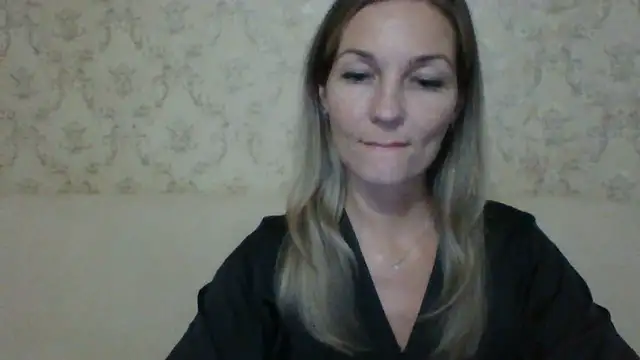 Snapshot of sweetriki chatting on 10.16.25 sweetriki online show from 10.16.25