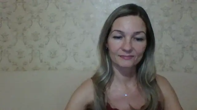 Snapshot of sweetriki chatting on 11.25.25 sweetriki online show from 11.25.25