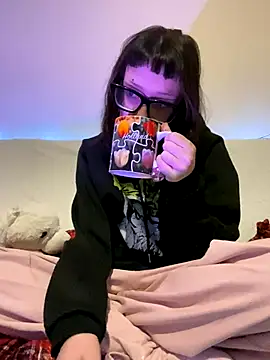 Snapshot of severingratty chatting on 12.01.25 severingratty online show from 12.01.25