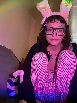 Snapshot of severingratty chatting on 02.05.26 severingratty online show from 02.05.26