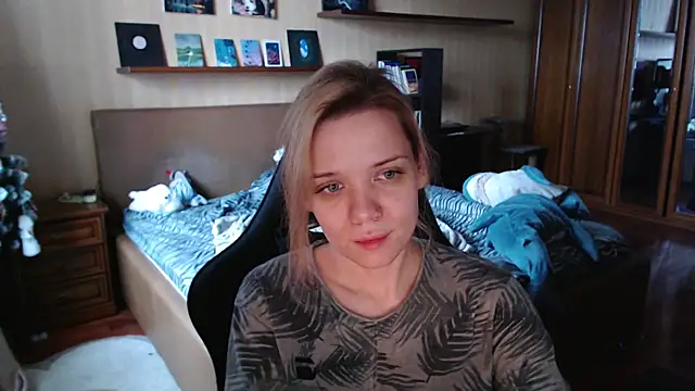 enchanting chloe online show from 01.06.26