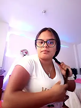 Snapshot of luluboobs9 chatting on 01.09.26 luluboobs9 online show from 01.09.26