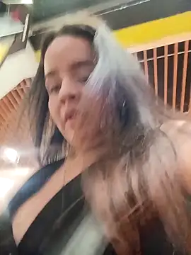 Lambedora 69 online show from 10.17.25