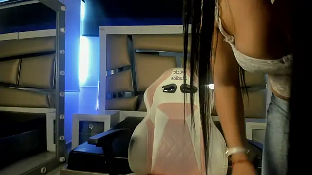 Mia lopez   online show from 12.02.25