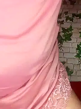 Snapshot of yaraa49 chatting on 02.01.26 yaraa49 online show from 02.01.26