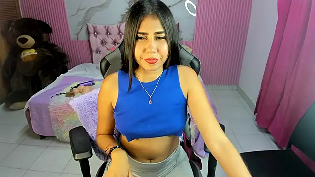 Snapshot of Mindy_19 chatting on 09.17.25 Mindy 19 online show from 09.17.25