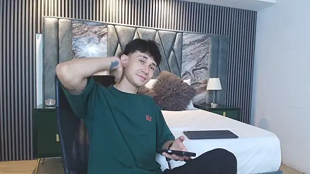 Michael blue online show from 02.08.26