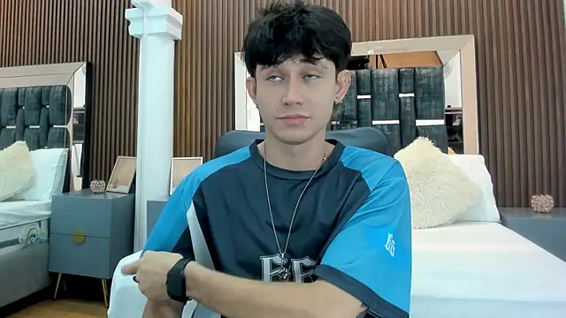 Michael blue online show from 03.12.26