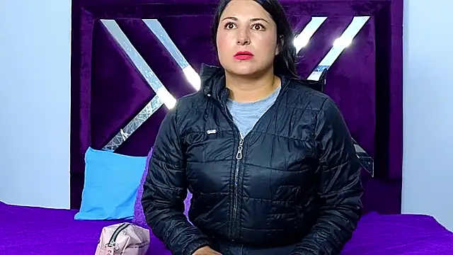 cuteeimy online show from 11.24.25