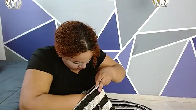 Snapshot of Yera_carey chatting on 11.13.25 Yera carey online show from 11.13.25