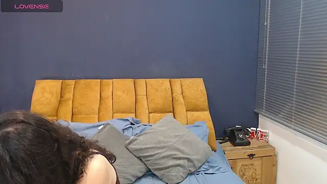 KendraaSimons online show from 05.01.26