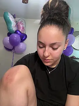 babykalirose online show from 04.23.26
