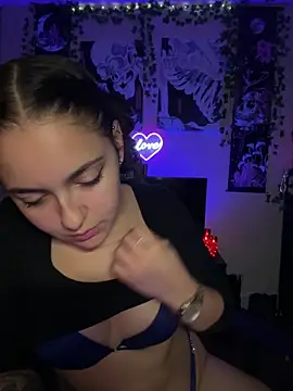 babykalirose online show from 06.10.26