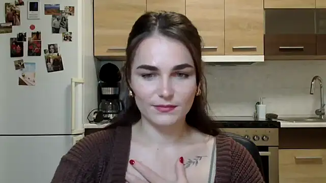 Silviaa a online show from 10.23.25