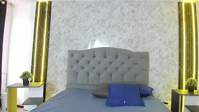 GiannaSlimJB online show from 02.19.26