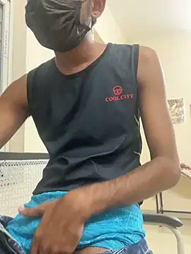 Snapshot of zack6x chatting on 09.22.25 zack6x online show from 09.22.25