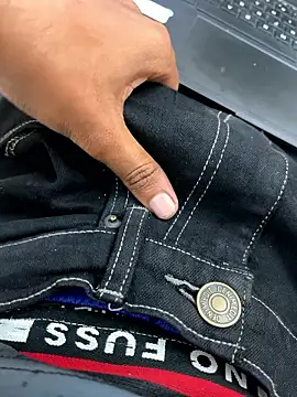 Snapshot of zack6x chatting on 01.19.26 zack6x online show from 01.19.26