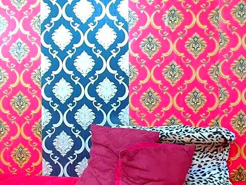 yourperfectcrush online show from 11.27.25