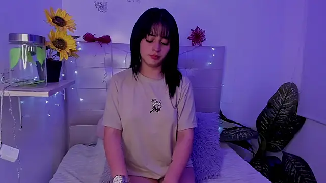 Anna Blade  online show from 01.13.26