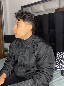 MR MUSCLE online show from 10.10.25