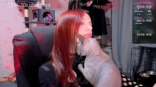 Snapshot of lera_smith chatting on 11.18.25 lera smith online show from 11.18.25