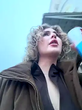 KellyKeler online show from 12.21.25