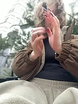 KellyKeler online show from 01.10.26