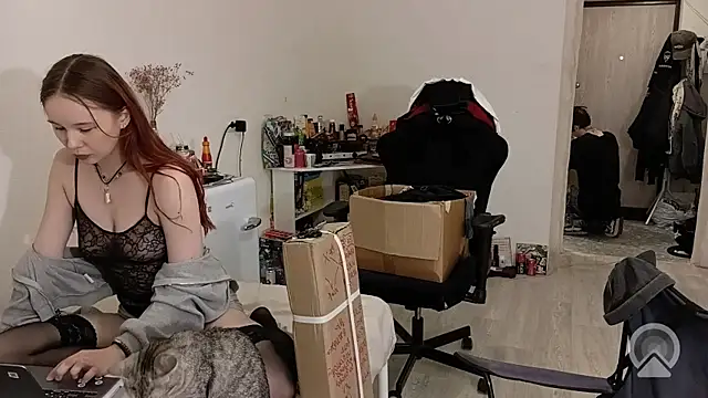 Snapshot of Remmy_Foxx_ chatting on 10.11.25 Remmy Foxx  online show from 10.11.25