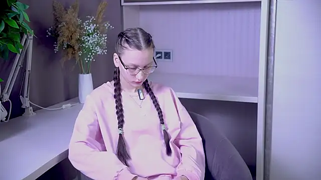 AnnisGelI online show from 11.29.25