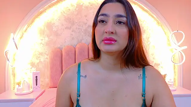 Snapshot of JasmineRhodes chatting on 02.23.26 JasmineRhodes online show from 02.23.26