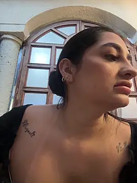 Snapshot of JasmineRhodes chatting on 03.13.26 JasmineRhodes online show from 03.13.26