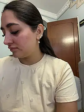 Snapshot of JasmineRhodes chatting on 07.29.26 JasmineRhodes online show from 07.29.26