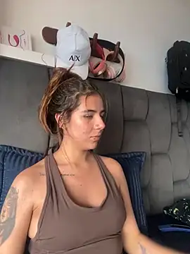 AllieYourGirl online show from 11.11.25