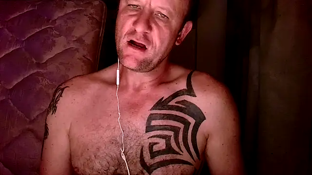 Snapshot of Yournaughty chatting on 10.16.25 Yournaughty online show from 10.16.25