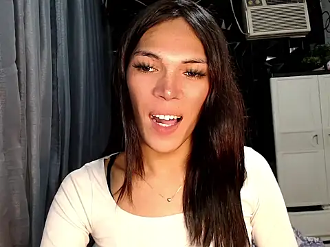 ladyhotcuming online show from 06.02.26