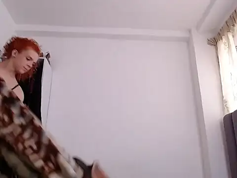 saara johnson496 online show from 04.28.26