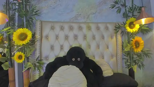 LittleeJaz online show from 11.02.25