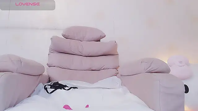 Snapshot of 55wlwlwl chatting on 09.18.25 55wlwlwl online show from 09.18.25