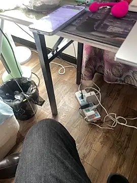 Azyrrgg online show from 10.29.25