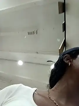 Fernanda30 online show from 10.15.25