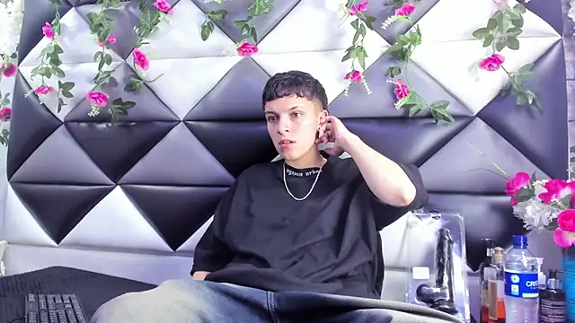 Megan Thompson  online show from 12.20.25