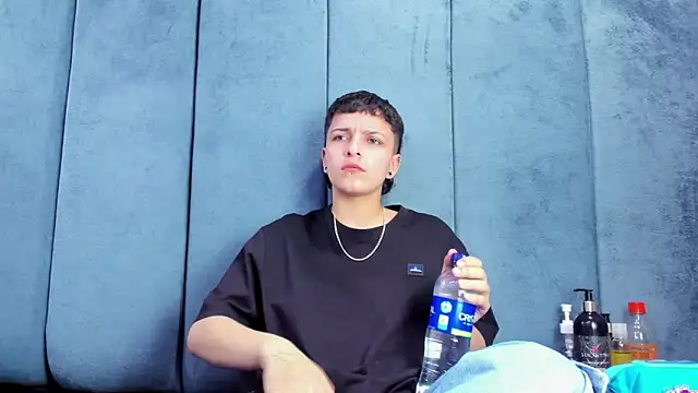 Megan Thompson  online show from 02.28.26