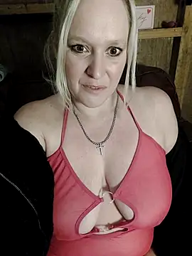 Bouncy-Bella28X online show from 11.07.25