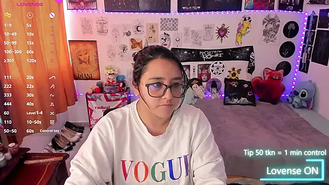 Cherry blush  online show from 04.29.26