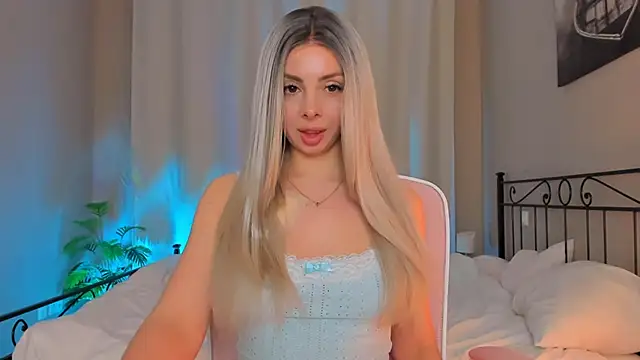 VelvetEliza online show from 10.26.25